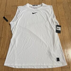 NIKE MENS SLIM SLEEVELESS TOP